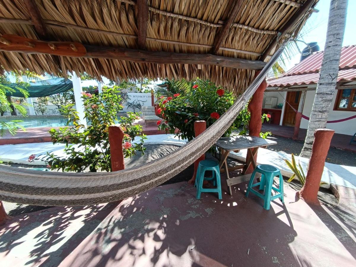 Bungalows Familiares Монтерико Екстериор снимка